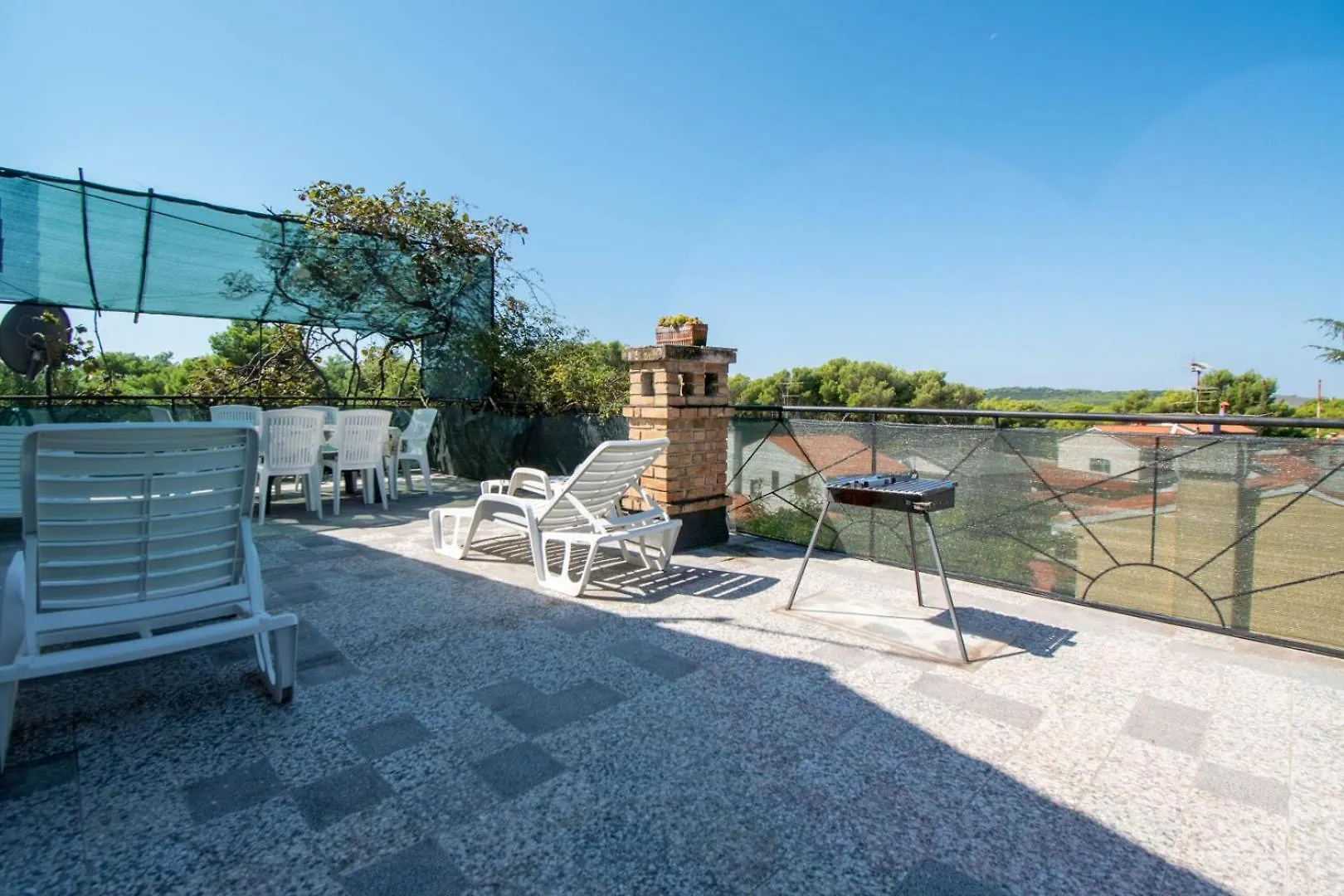 Apartment Villa Valkane Pet Friendly 150M From The Stunning Valkane Beach, City Indoor Pools-Fitness And City Mall Pula Croatia