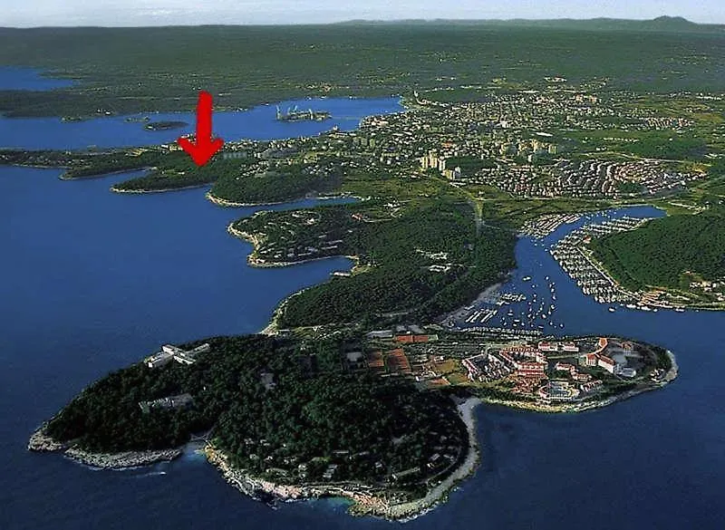 Apartment Villa Valkane Pet Friendly 150M From The Stunning Valkane Beach, City Indoor Pools-Fitness And City Mall Pula Croatia